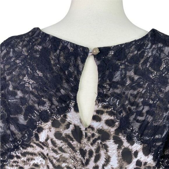 Maurices Animal Print Sleeveless Blouse Size 14 - Picture 5 of 7